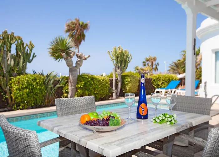 Modern Mojones 3 Bedrooms Private Heated Pool Marcus Villa Puerto del Carmen (Lanzarote)